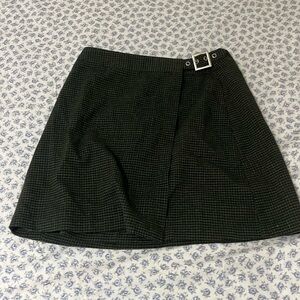 brandy melville green buckle skirt xs
